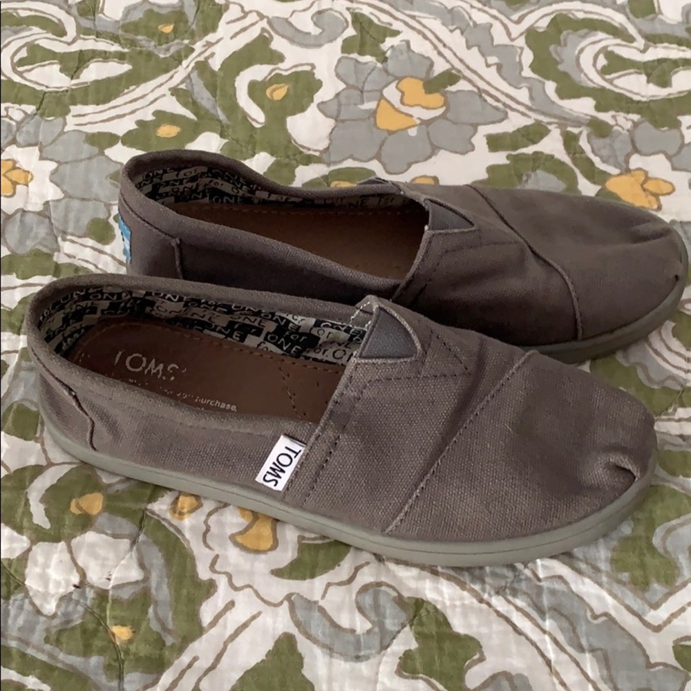 TOMS Light Grey Size US/Y2